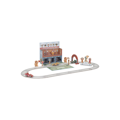 Play case with racetrack